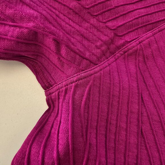 Lululemon deep pink top - Picture 6 of 12